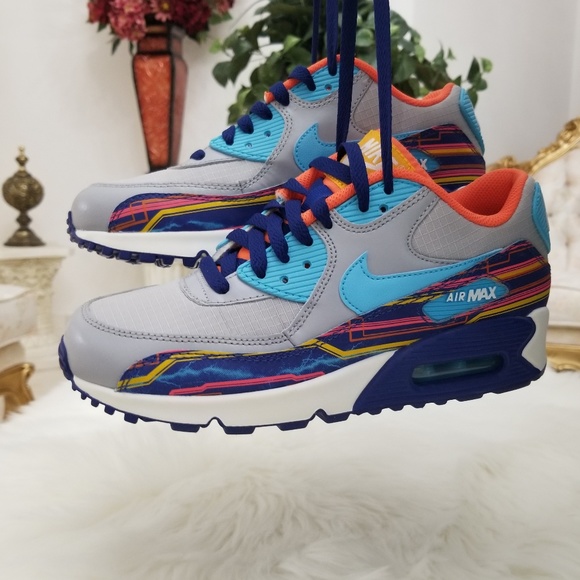 Nike Air Max 90 Premium Shoes - Picture 2 of 8